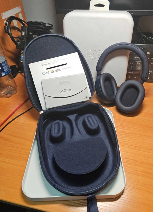 Продам Sony WH-1000XM5