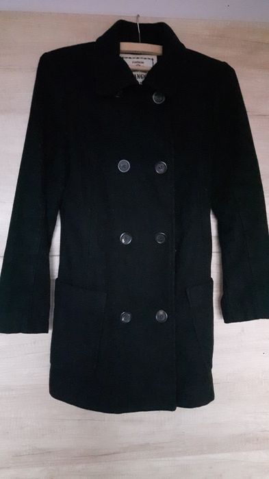 Намалени 2 броя палта за момичета