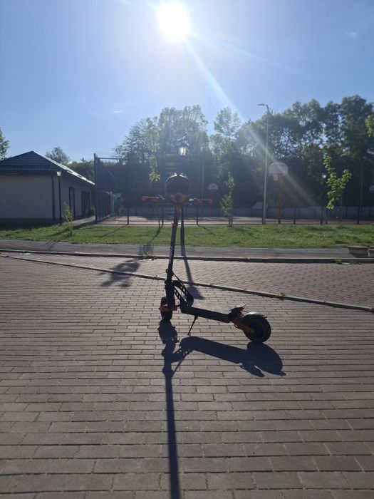Vand trotineta Kamikaze k1, 1600km,45kmh,are cablurile si placutele de frana abia schimbate