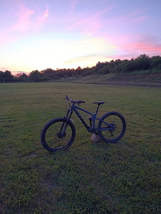 Trek Remedy 9.7    L