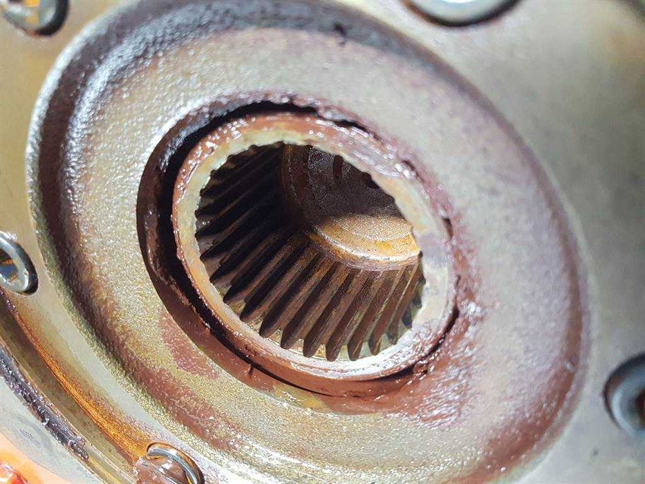 Transmisie Clark-Hurth 350142 / 130499 - Piese de schimb Clark-Hurth