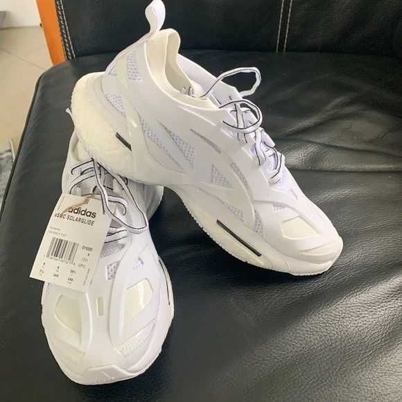 Оригинални маратонки * ADIDAS SOLARGLIDE by S . McCartney * 42 2/3