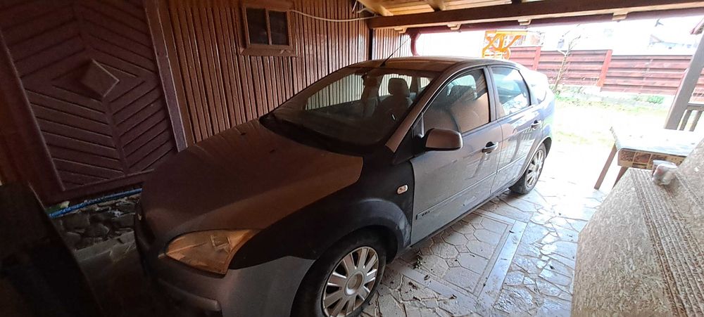 Se vinde Ford Focus an 2007 mot 1.4 itp facut recent 220000 km reali .