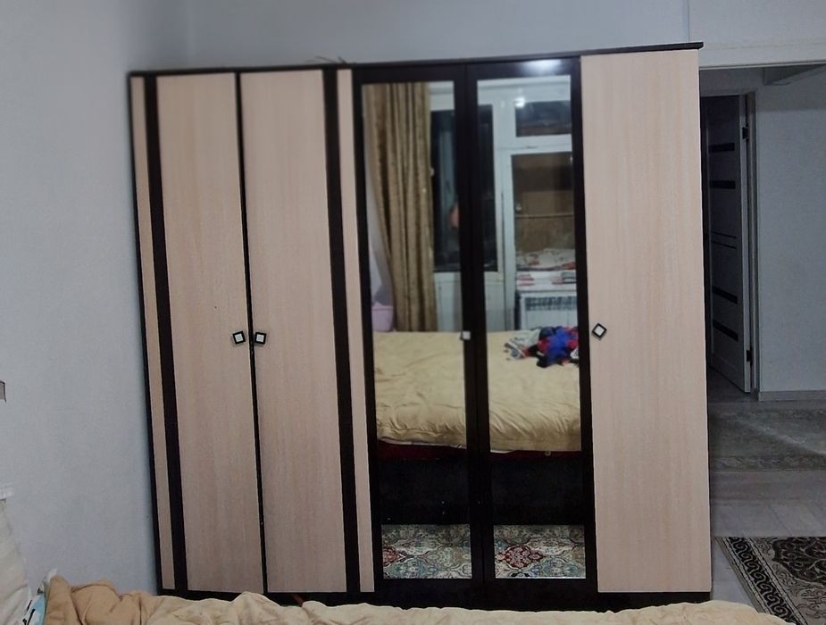 Продам шкаф для одежды