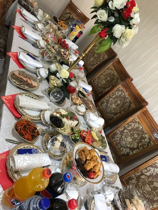 Прокатга стол стул чинни идишлар берамиз.