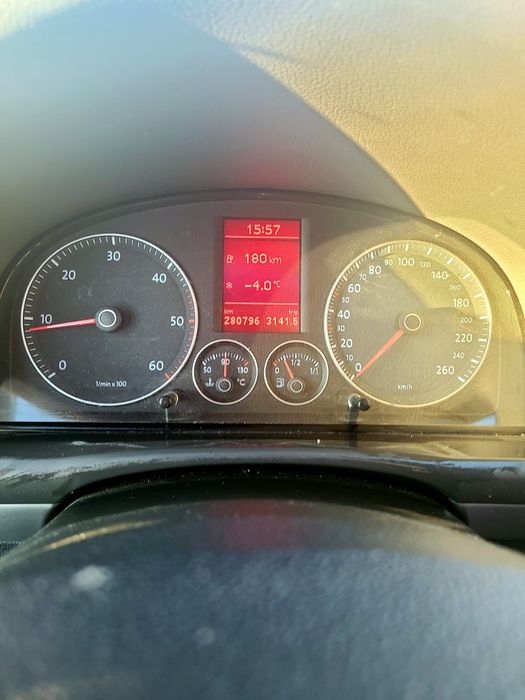 Vând Touran 2008 7locuri