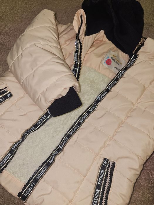 Куртка, ветровка, дождевик  разные на 3-4 года