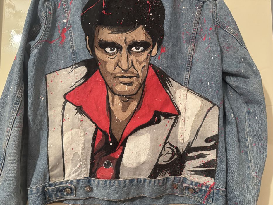 Geacă denim XL pictată manual Scarface / Tony Montana – unicat streetwear