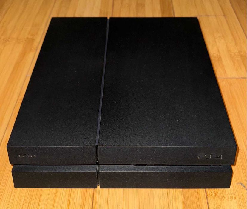 Sony playstation 4 1 tb ревизия 1208b, 2 джостика