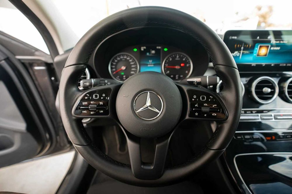 Mercedes-Benz C220d 194кс. Facelift/9G/LED/NAVI/CAMERA