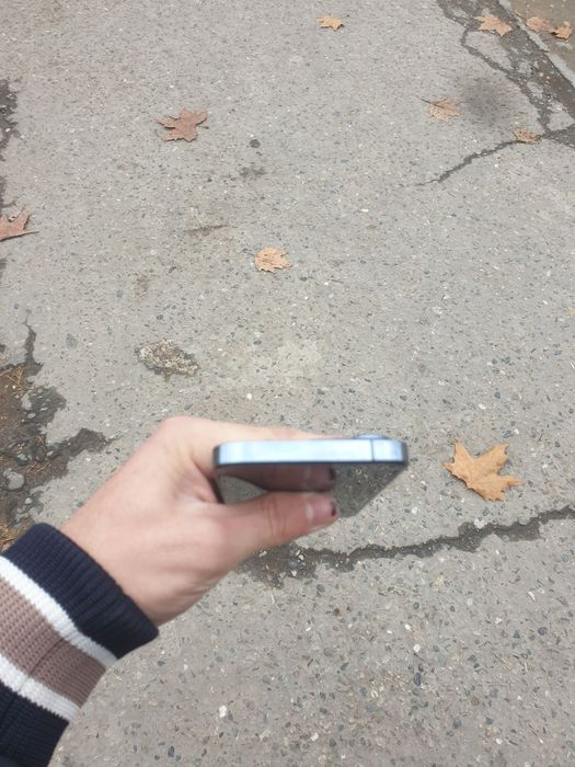 Iphone 13 pro 128/77 ayb yo