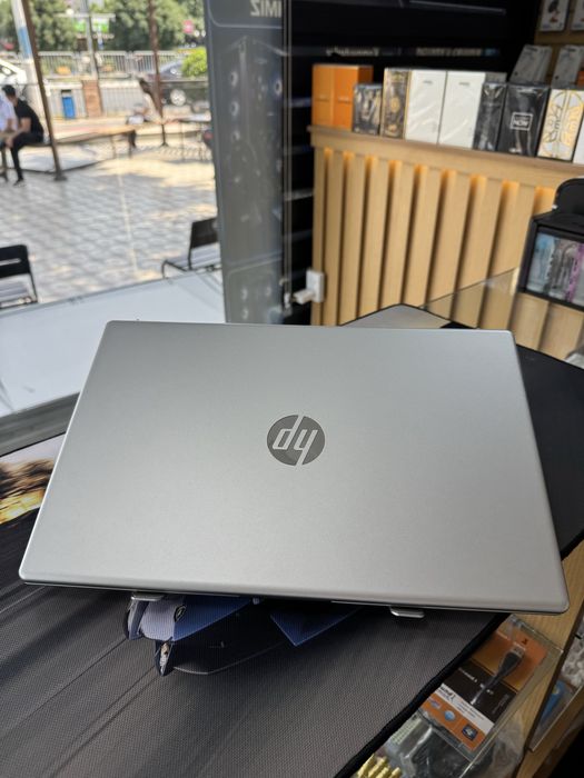HP laptop 15 core i3
