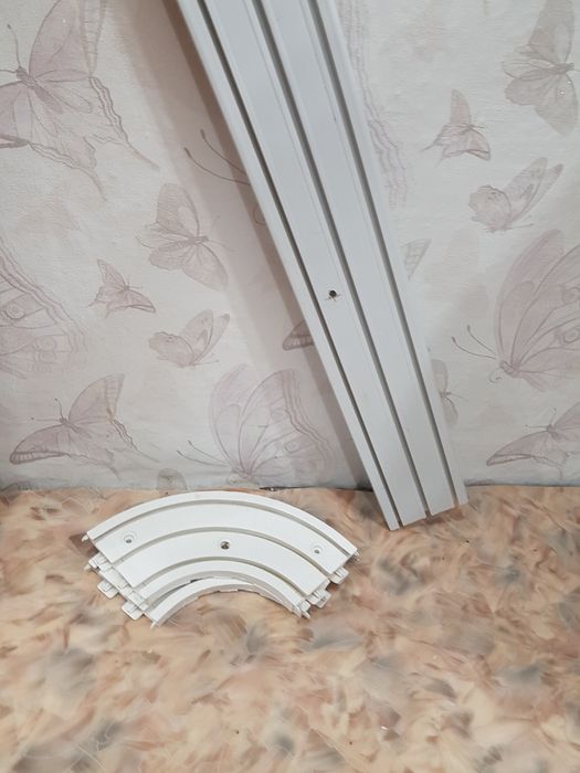 Продам карниз-(гардина)