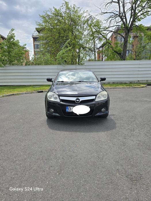 Vand Opel Tigra TwinTop 1.4 benzina 2006