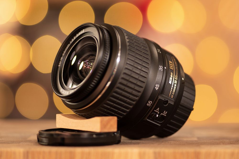 #2 Nikon фотоапарат + два обектива и аксесоари Никон