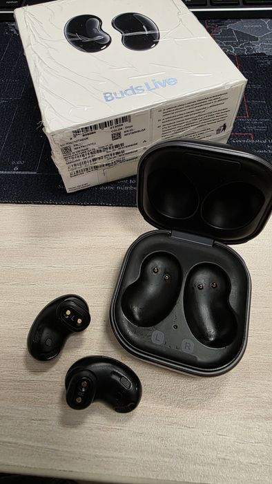 Casti wireless Samsung Galaxy Buds Live