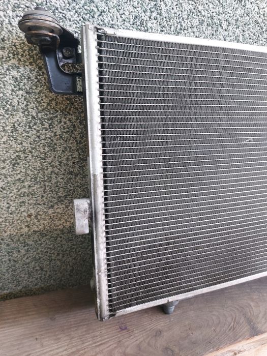 Радиатор кандиционера Subaru  .