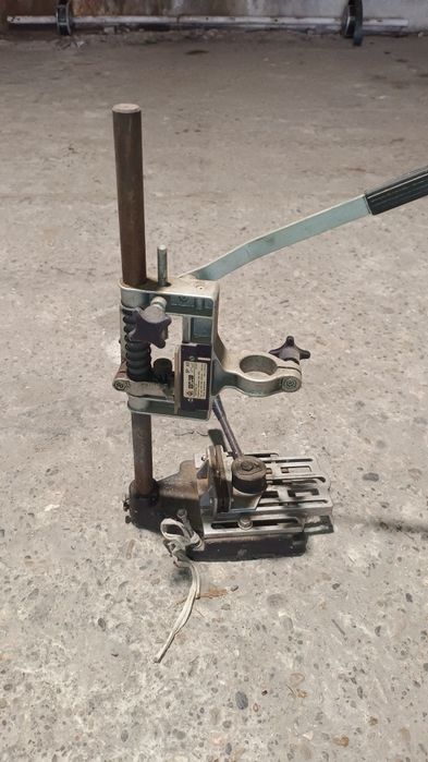 Продавам стойка за електрически дрелки - SPARKY SP43 -  Ловеч