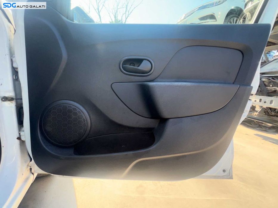 Fata de Usa Tapiterie Panou Interior Dreapta Fata Dacia Logan 2 2012 - 2016 [Q6366]