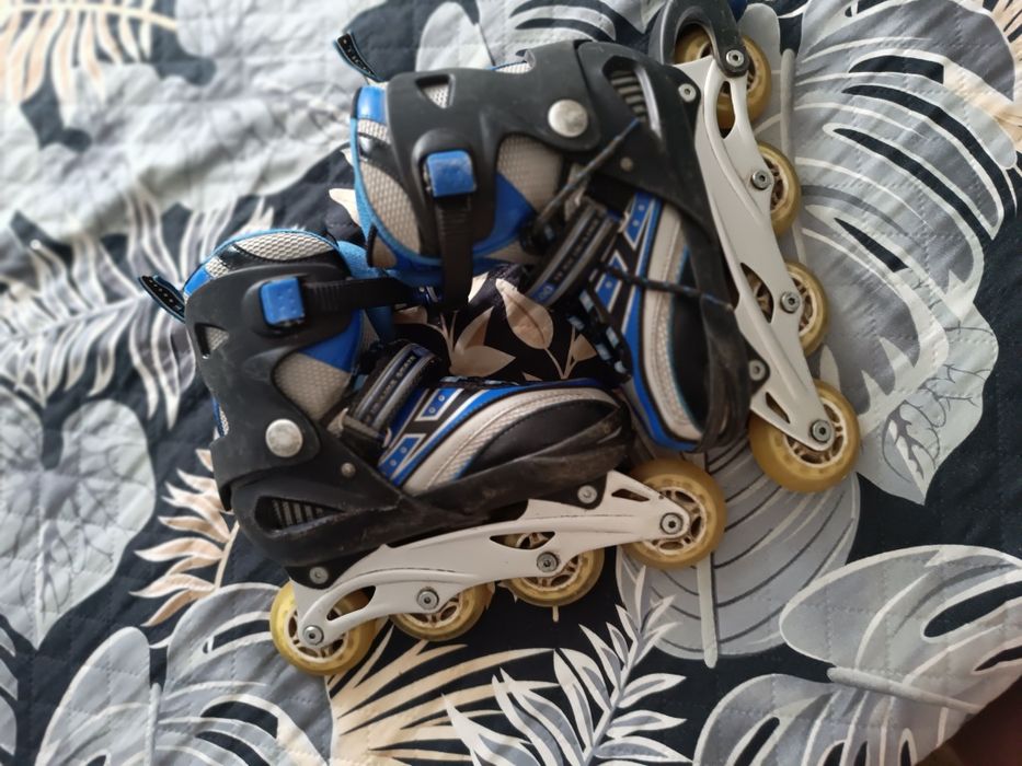 Срочно продам  ролики