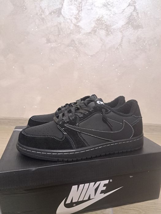 Air Jordan 1 Low x Travis Scott "Black Phantom"