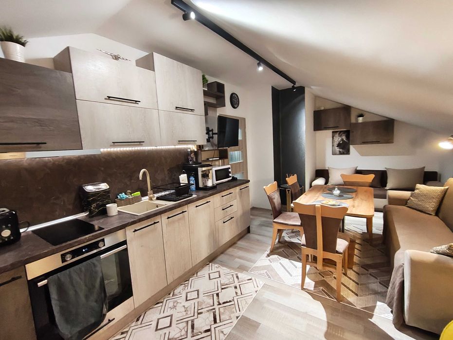 Продава се Двустаен апартамент в Търговище, Боровец - 70 кв.м за 795 €/кв.м - Снимка #1