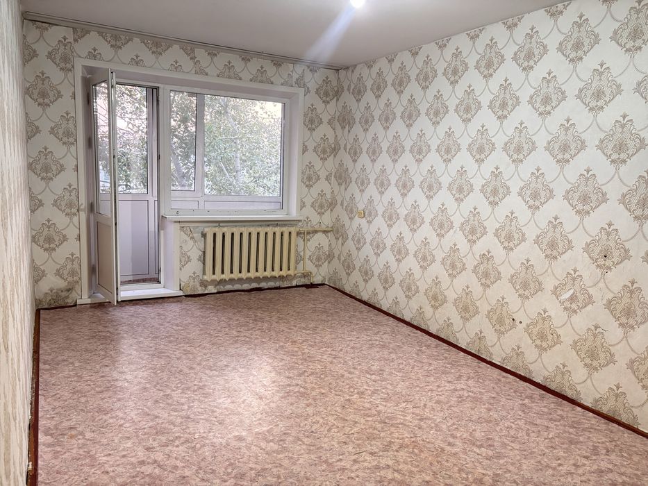 Продам двушку на кжби