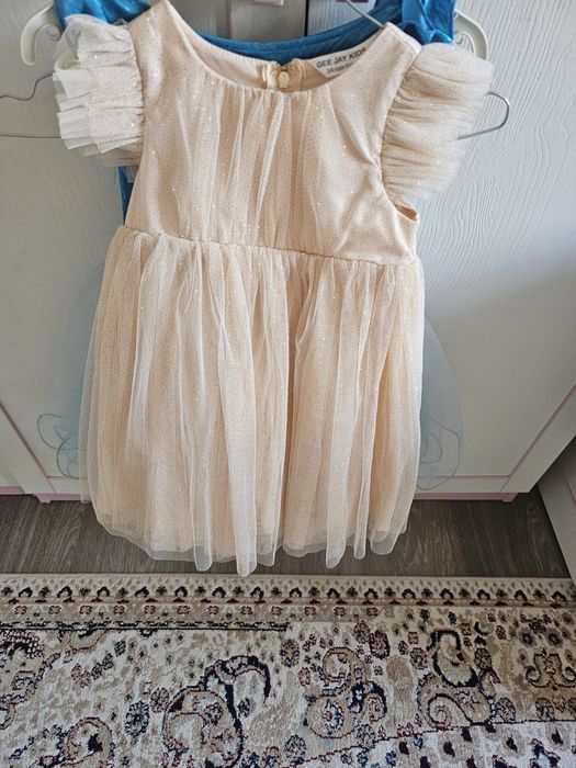 Платье для маленьких девочек на прокат