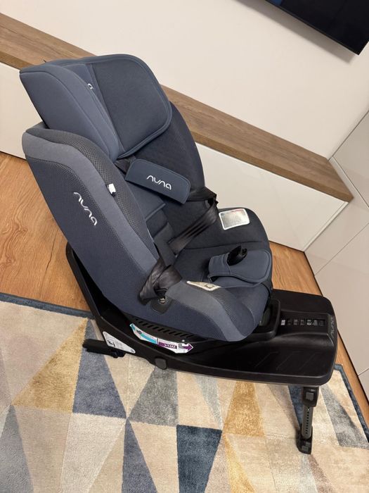 Scaun auto Nuna rotativ 360
