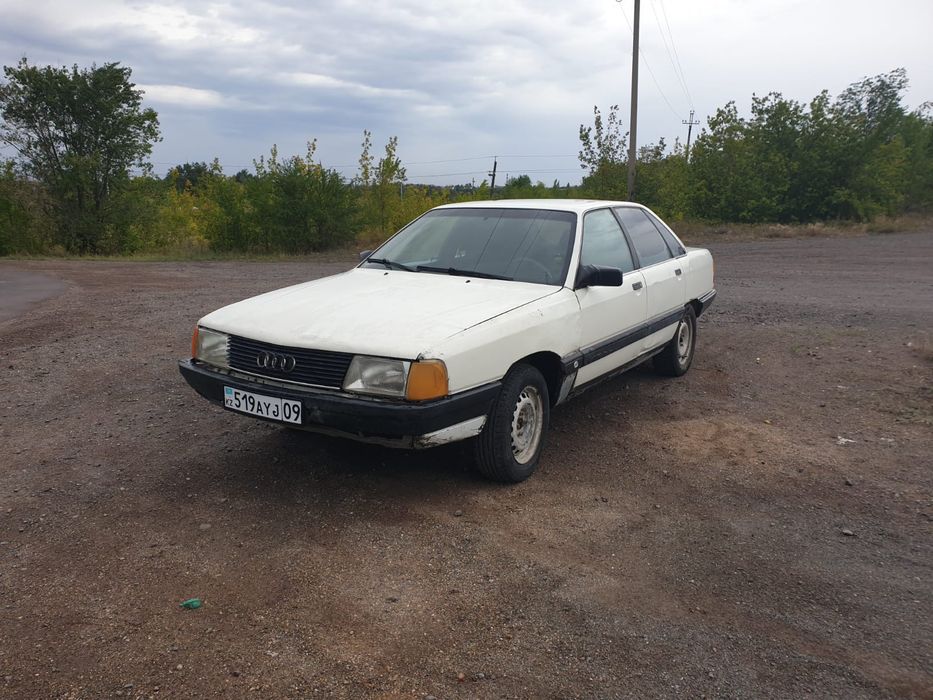 Продам Audi 100 C3