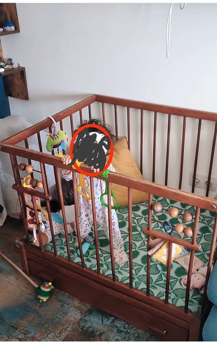 Дървена кошара за игра