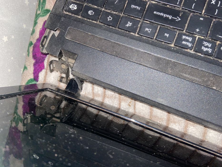 ноутбук на запчаст