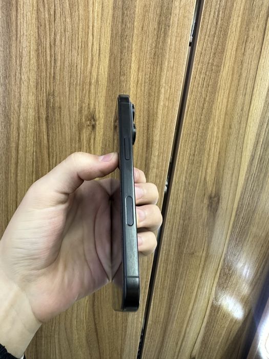 Iphone 16 pro black 128 gb 92%