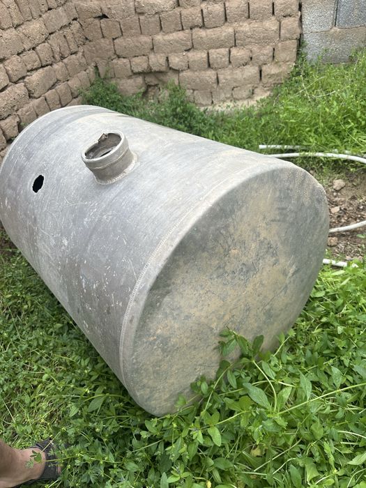Топливной бак Shacman