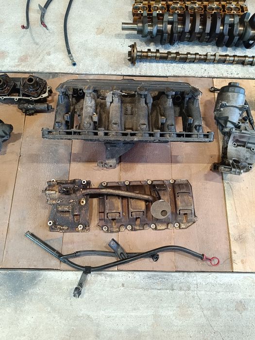Двигател  м54 б25  бмв