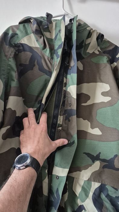 Jacheta intemperii camuflaj verde
