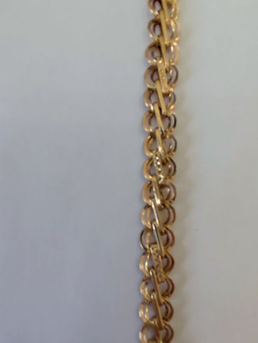 Продам золотую цепь