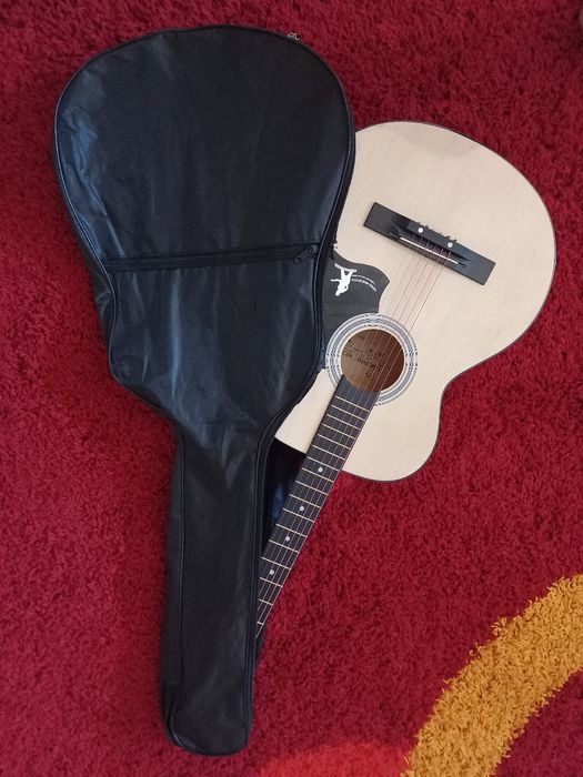 Акустические гитара