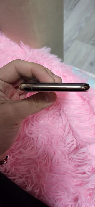 Айфон 11 про продам золотистый