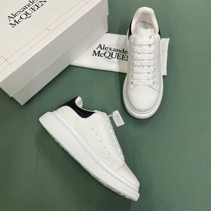 Adidasi Alexander Mc Queen l Produs NOU Premium din Piele - Full Box