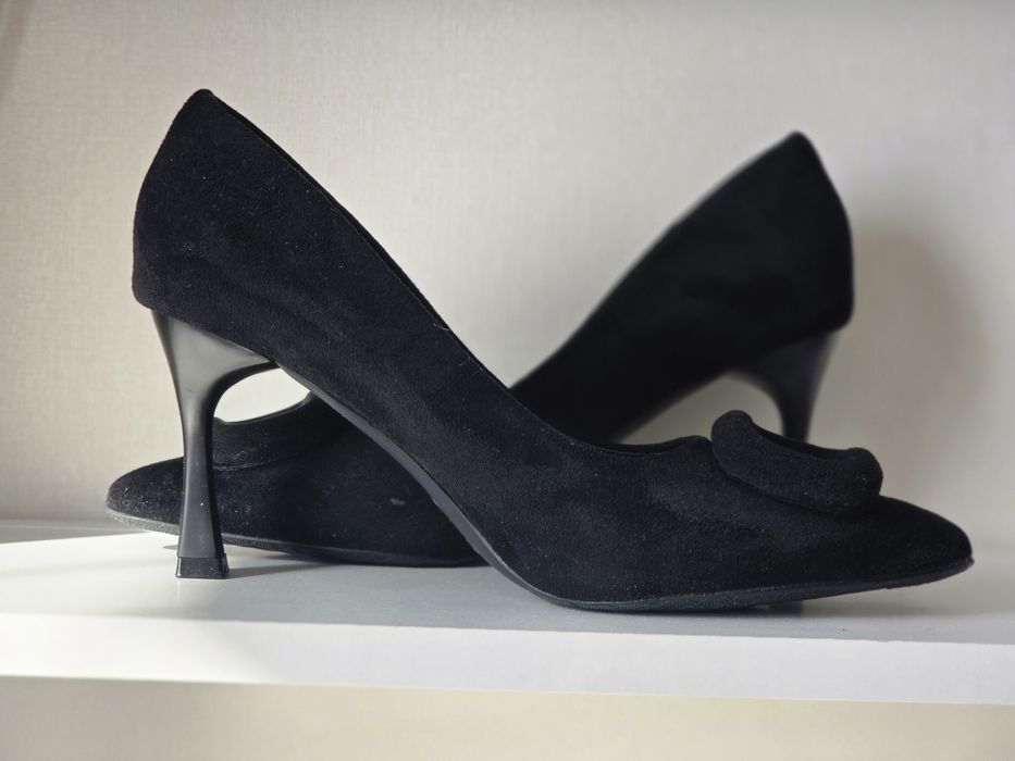 СРОЧНО каблуки на 38й размер