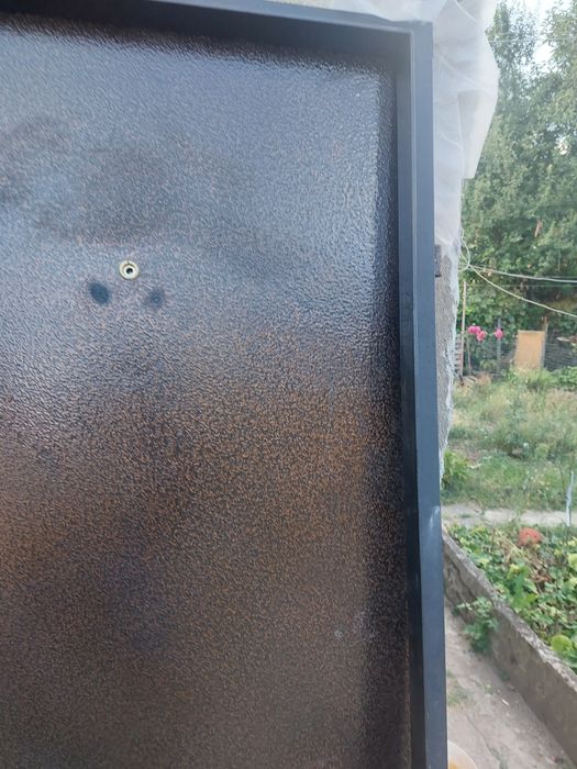 Метална врата с каса 195/82