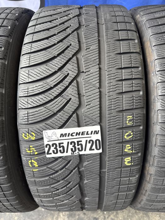 235/35/20 Michelin M+S
