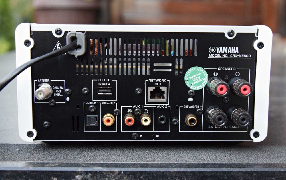 Amplificator Yamaha CRX-N560D, receiver, cd player, USB, Wi-Fi, AirPlay