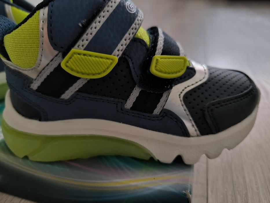 GEOX светещи обувки/ момче