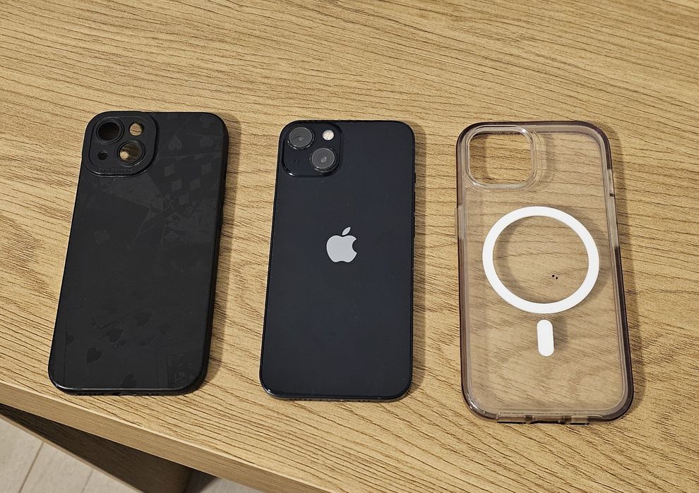 Vând Iphone 13 128 gb negru