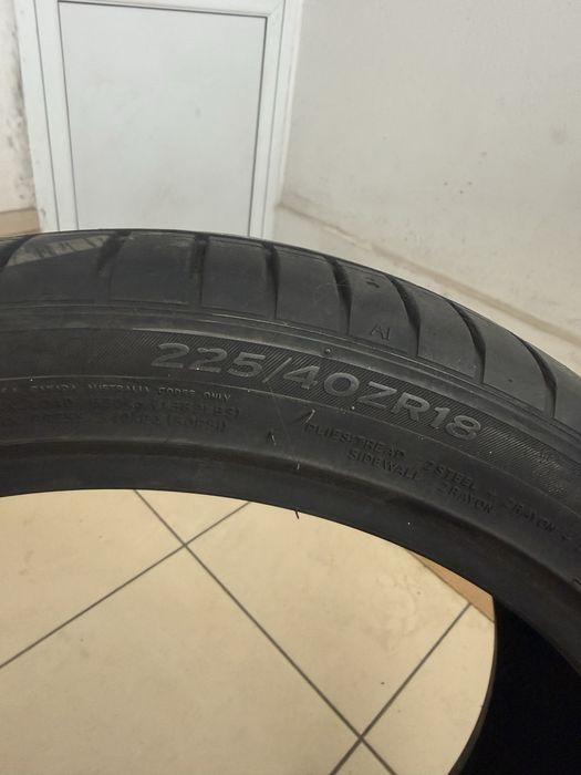 Hankook 225/40/17 DOT 21