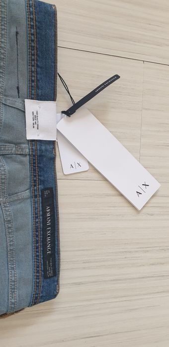 Armani Exchange A/X Slim Fit Mens Size 31/32 НОВО ОРИГИНАЛ Мъжки Дънки