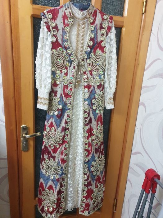 Kelinlar uchun ansambl arzonga beriladi