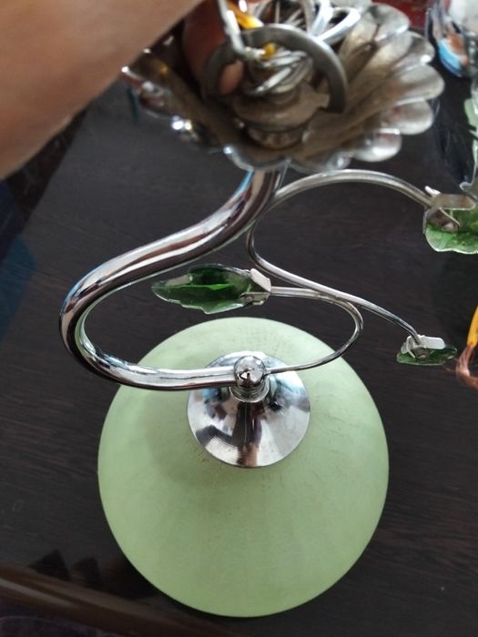 Продаётся люстра